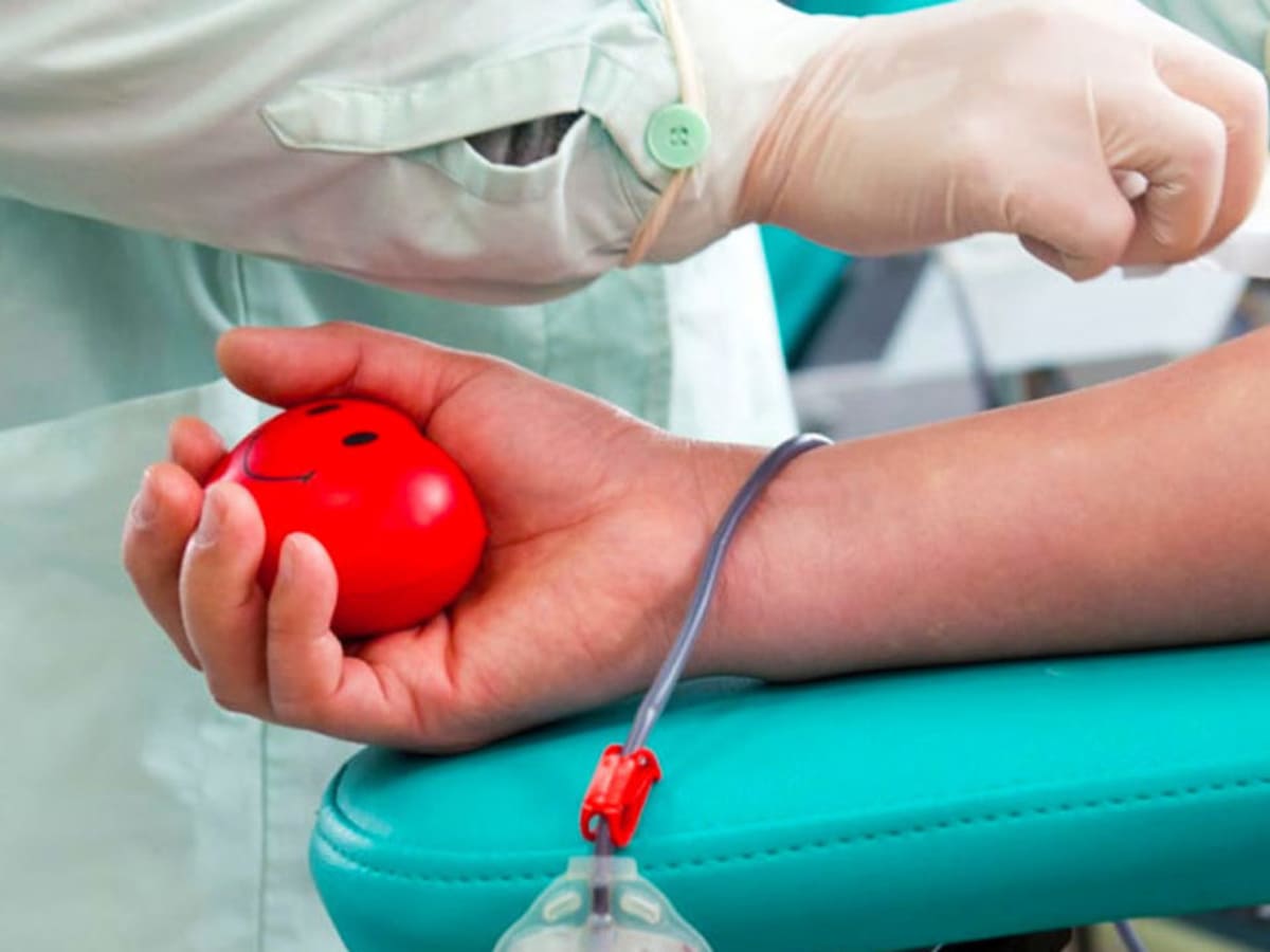 Закарпатська обласна станція переливання крові потребує всіх груп