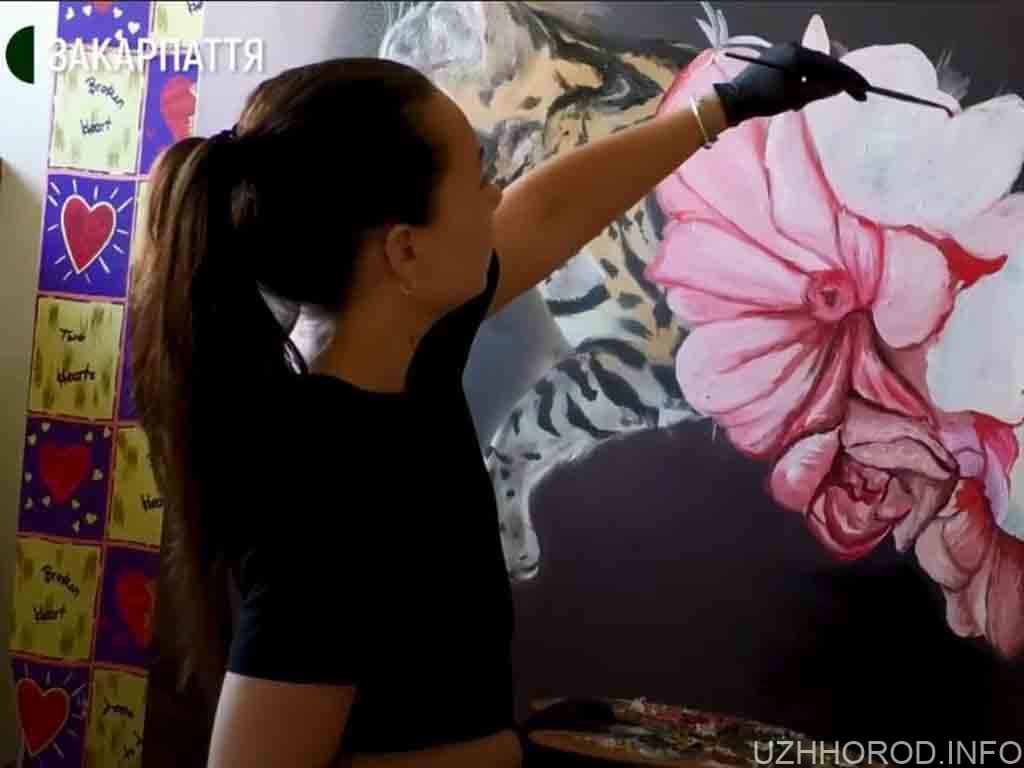Художниця Катерина Туз представила свої картини в Ужгороді (ВІДЕО)