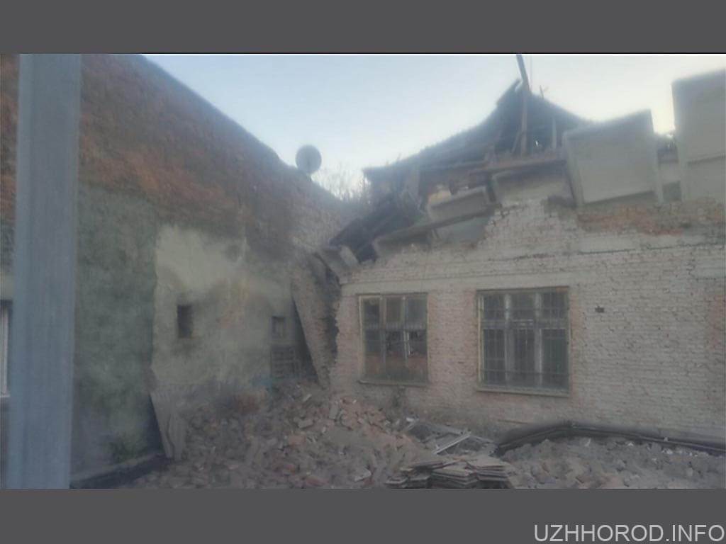 В Ужгороді вибухнула будівля суміжна з штабом Демократичної спілки угорців України фото