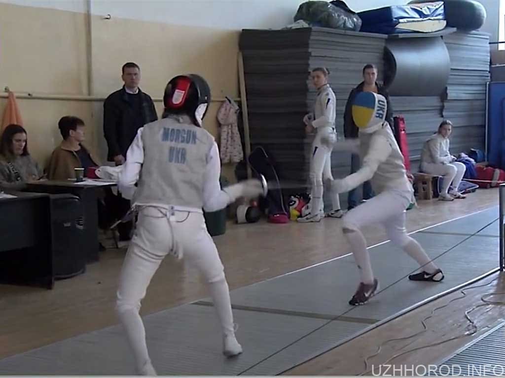 В Ужгороді триває чемпіонат України із фехтування серед молоді та дорослих (ВІДЕО)