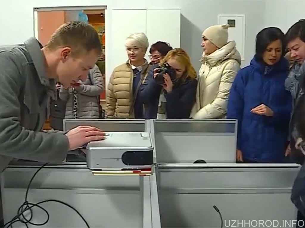 В Ужгороді відкрили освітній хаб для внутрішньо переміщених вчителів і викладачів (ВІДЕО)
