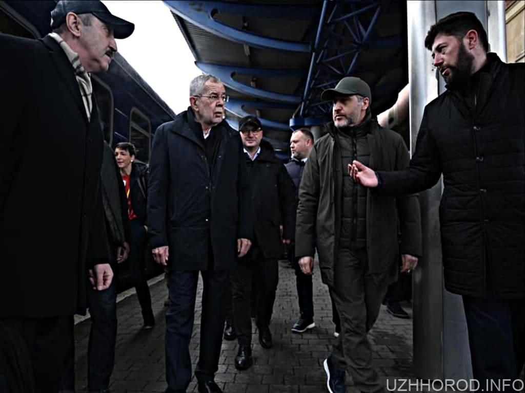В Ужгород із робочим візитом прибув Федеральний Президент Республіки Австрія Александер Ван дер Беллен фото