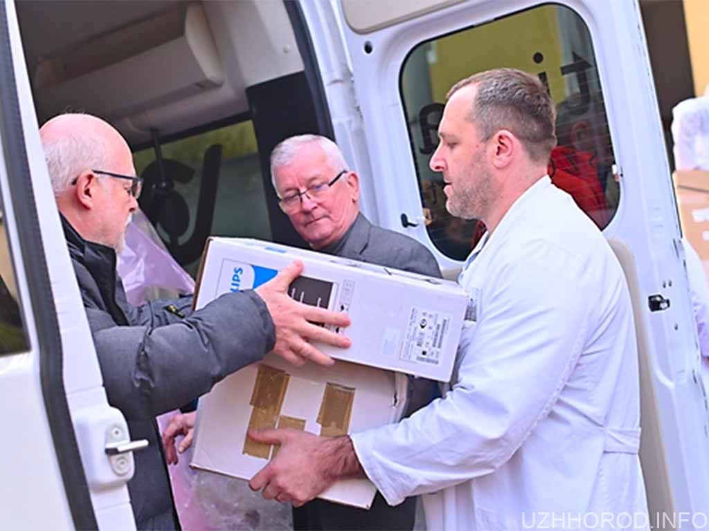 Закарпатська обласна дитяча лікарня отримала обладнання з Угорщини фото