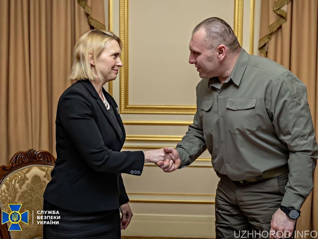 Голова СБУ та посол США обговорили безпекові питання та взаємодію у боротьбі з російською агресією