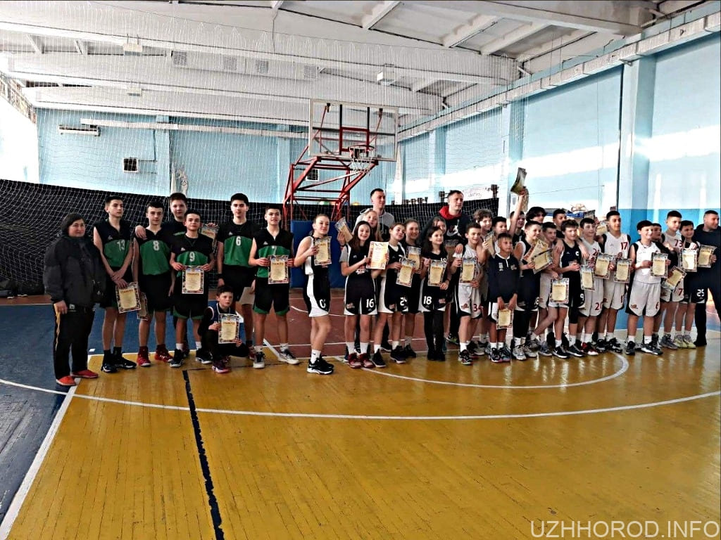 Команда з Ужгорода виграла чемпіонат Закарпаття серед юнаків 2009 року народження