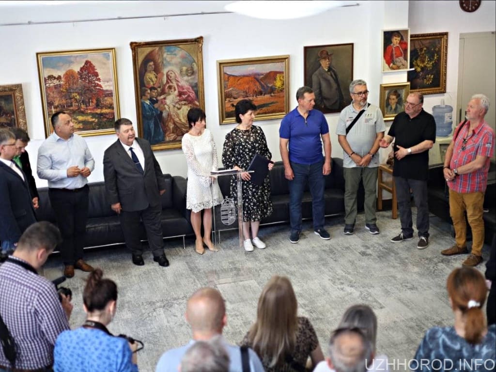 В Ужгороді відкрили виставку робіт Йосипа Бокшая фото