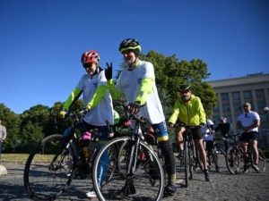З Ужгорода до столиці: Закарпаття відкрило всеукраїнський ветеранський велопробіг