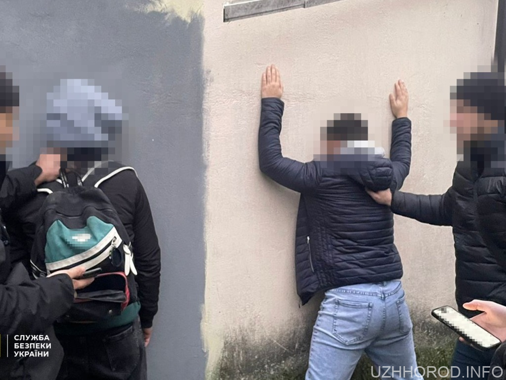 СБУ і Нацполіція затримали агентів рф, які підірвали вибуховий пристрій біля райуправління поліції у Житомирі СБУ і Нацполіція затримали агентів рф, які підірвали вибуховий пристрій біля райуправління поліції у Житомирі