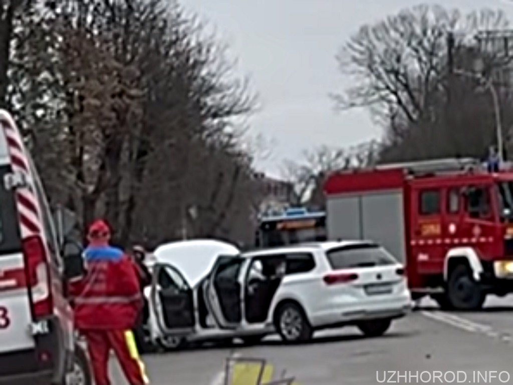 Унаслідок ДТП в Ужгороді постраждало 5 людей, серед них 8-річний хлопчик