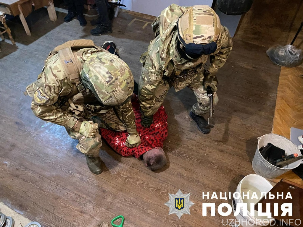 На 68-річну жінку напали на вулиці й викрали сумку з 9 тис. євро напали на вулиці й викрали сумку фото
