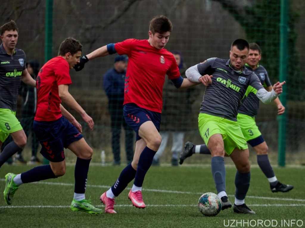 Півфіналісти Зимової першості Закарпаття з футболу Півфіналісти Зимової першості Закарпаття з футболу фото