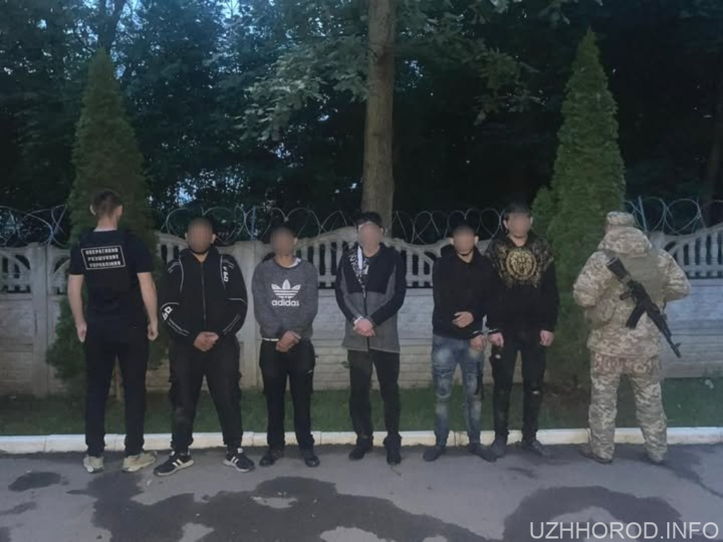 Затримали групу порушників кордону, яких вів неповнолітній