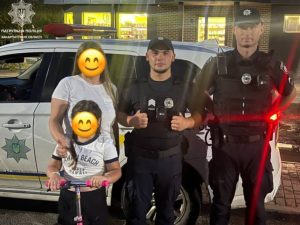 В Ужгороді патрульні повернули власникам самокат