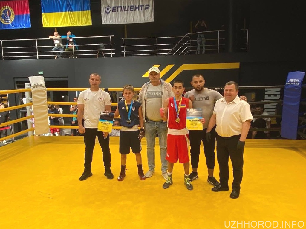 Закарпатські юні боксери підкорили Чемпіонат України фото
