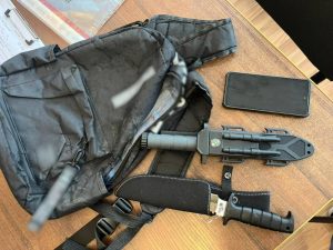 Закарпатська поліція запобігла трагедії у школі, затримавши 15-річного учня, який планував напад з холодною зброєю