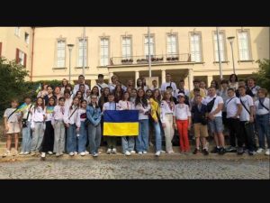 52 дітей військових і ВПО, які проживають на Закарпатті, повернулися з відпочинку в Австрії