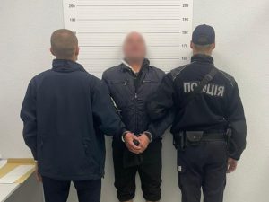 Поліція Ужгорода затримала раніше неодноразово судимого зловмисника