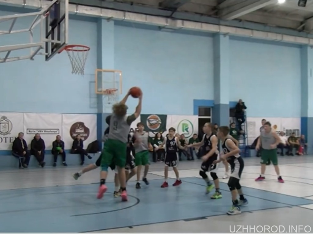 Гравці 2013 року народження КЗ «ДЮСШ» ЗОР (Ужгород) із перемог стартували у ВЮБЛ