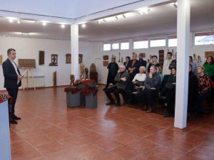 В Ужгородському скансені відкрили виставку «Від ремесла до мистецтва»