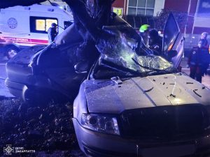 Внаслідок аварії біля ТЦ «Дастор» в Ужгороді загинула 20-річна пасажирка