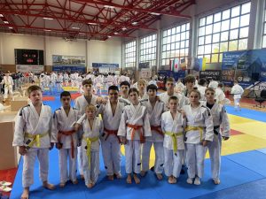 Закарпатські спортсмени вибороли 9 медалей на дитячому турнірі з дзюдо у Румунії