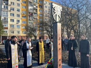 В Ужгороді заклали новий сквер на вулиці Героїв 128 бригади