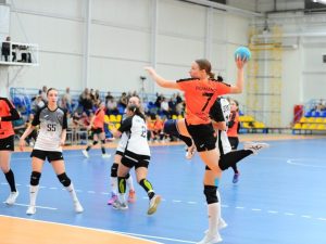 В ужгородських гандболісток попереду важливі матчі