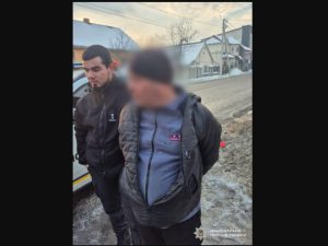 Житель Тячівщини зірвав портрети Героїв на Алеї пам’яті