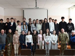 Крок до офіцерських погонів: Профорієнтація у Тячівському ліцеї №1