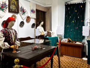 В Ужгороді відкрили великодню виставку про традиції Закарпаття (ФОТО)