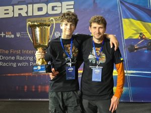 Ужгородець Назар Токар посів третє місце на міжнародному турнірі з дрон-рейсингу AIR BRIDGE