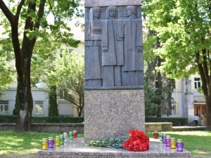В Ужгороді вшанували жертв політичних репресій