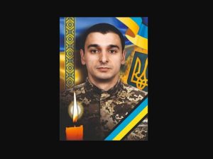 Ужгород прощається з Героєм: завтра місто проведе в останню путь Олександра Янчія